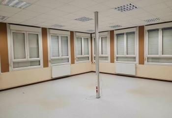 Location bureaux - Proche du Mans, accès PMR  à Saint-Calais - 72120