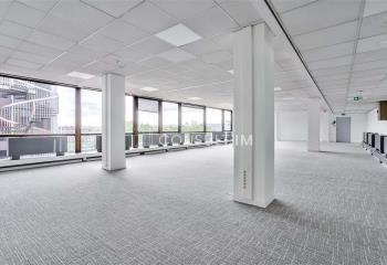 Location bureaux, vue sur Paris et, proche des transports  à Saint-Cloud - 92210