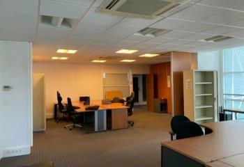 Location bureaux - Proximité périphérique et A10  à Saint-Cyr-sur-Loire - 37540