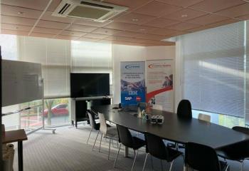 Location bureaux - Proche périphérique et A10  à Saint-Cyr-sur-Loire - 37540