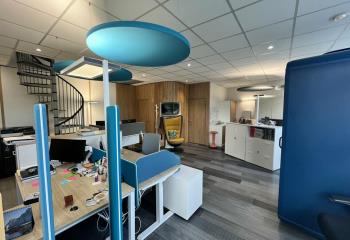 Location bureaux  à Saint-Cyr-sur-Loire - 37540