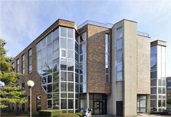 Location bureaux - Proche transports en commun  à Saint-Denis - 93200