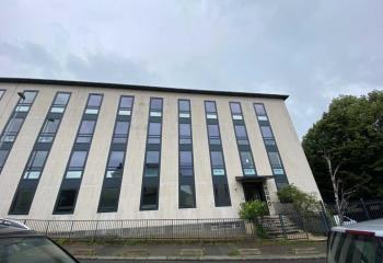 Location bureau Saint-Denis (93200) - 103 m²  à Saint-Denis - 93200