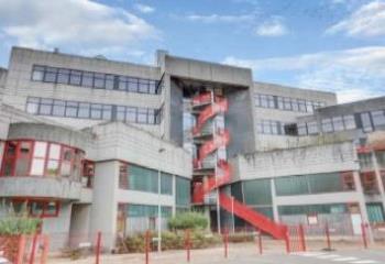 Location bureaux - Proche A1, Tramway et Métro  à Saint-Denis - 93200