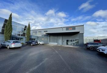Location bureaux - Proche A13 et gare SNCF