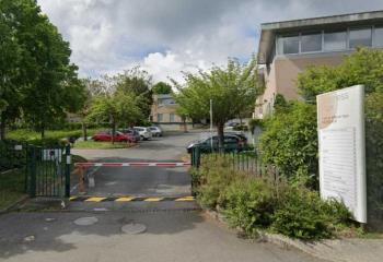 Location bureau Saint-Germain-en-Laye (78100) - 100 m²  à Saint-Germain-en-Laye - 78100