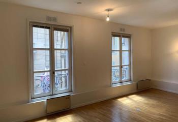 Location bureau Saint-Germain-en-Laye (78100) - 91 m²  à Saint-Germain-en-Laye - 78100