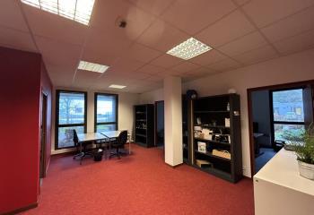 Bureaux à louer - proche centre-commercial Atlantis  à Saint-Herblain - 44800