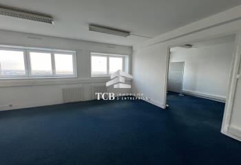 Location bureaux secteur route de Vannes  à Saint-Herblain - 44800