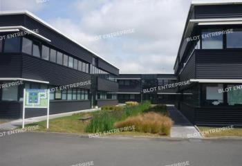 Location bureaux - Proche périphérique et bus  à Saint-Herblain - 44800
