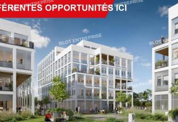 Location bureaux - Proche ligne de bus et accès 4 voies