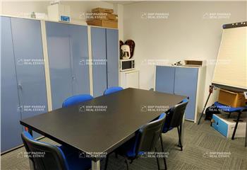 Louer des bureaux  à Saint-Jean-de-Braye - 45800