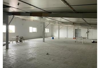 Location bureaux - Proche autoroute et zone dynamique  à Saint-Jean-de-Védas - 34430