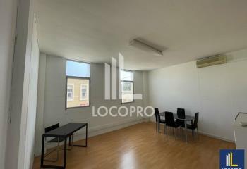 Location bureau - Proche autoroute A8  à Saint-Laurent-du-Var - 06700