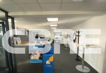 Location de surfaces de bureaux secteur Cap 3000 à  à Saint-Laurent-du-Var - 06700