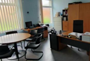 Location bureaux - Proche gare et centre-ville  à Saint-Omer - 62500