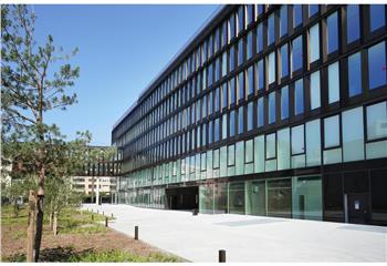 Location bureaux - Proximité Métro ligne 14 et RER C  à Saint-Ouen - 93400