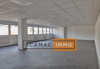 Location bureaux - Proche périphérique et A86  à Saint-Ouen - 93400