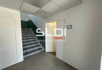 Location bureaux - Proche transports en commun