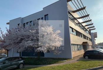 Bureaux à louer - Proche Tram T2 et Bus 93