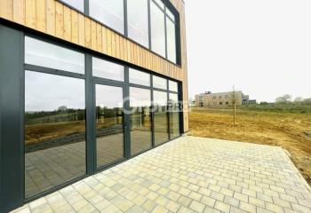 Location bureaux à - Parc des autoroutes - Accès A26 A29  à Saint-Quentin - 02100