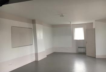 Location bureaux - Proche autoroutes A26 et A29  à Saint-Quentin - 02100