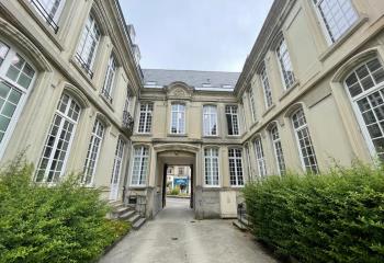 Location bureaux - Centre-ville, proche gare et bus  à Saint-Quentin - 02100