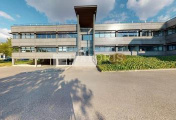 Location bureaux - Proche Lyon et transports en commun  à Sainte-Foy-lès-Lyon - 69110