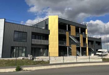 Location bureaux - Proche RN 20, A10/A71 et bus 11  à Saran - 45770