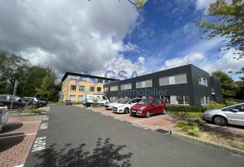 Location bureaux - Proche gare RER et autoroutes  à Savigny-le-Temple - 77176
