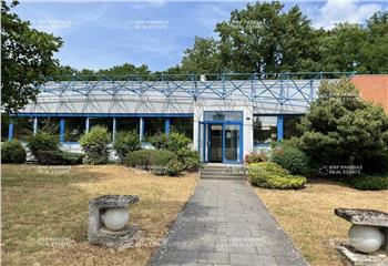 Location bureaux - Proche gare et autoroute  à Schweighouse-sur-Moder - 67590