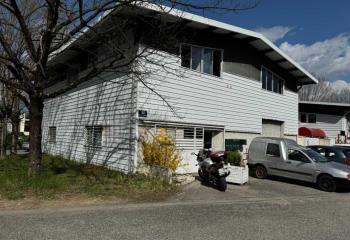 Location bureau Seyssinet-Pariset (38170) - 74 m²