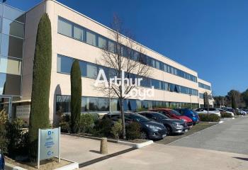 Location bureaux - Quartier Bouillides, proche des transports  à Sophia Antipolis - 06560