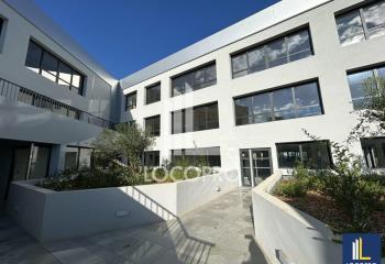 Location bureaux - Proche aéroport Nice et bus  à Sophia Antipolis - 06560