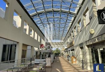 Location bureaux - Quartier Saint-Philippe, proche BHNS  à Sophia Antipolis - 06560