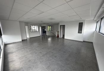 Location bureau (16800) - 215 m²  à Soyaux - 16800