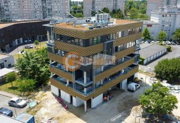 Location bureaux - Proche parc des sports de Thouars, bus et rocades
