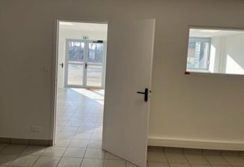 Location bureaux - Avenue Principale, proche transports