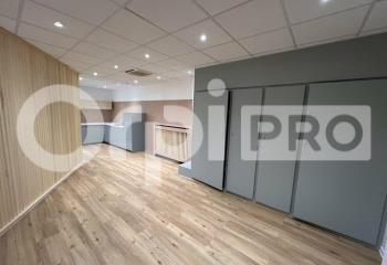 Location bureaux à - Accès A104 A4 et RER