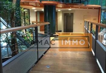Location bureaux - Proximité A4, RER A et centre commercial  à Torcy - 77200