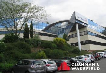 Bureaux à louer - Proche périphérique et bus  à Toulouse - 31000
