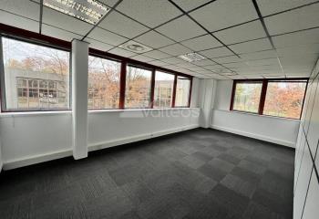 Location bureaux - Parc Technologique du Canal, proche métro et bus  à Toulouse - 31000
