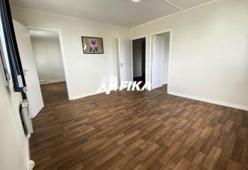 Location bureaux - Zone Industrielle Thibaud - Proche bus  à Toulouse - 31000