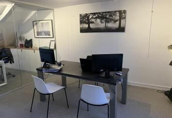 Location bureaux - Cuisine  à Tours - 37000