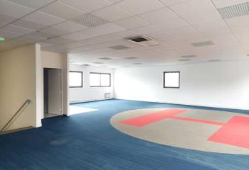 Location bureau Toussus-le-Noble (78117) - 197 m²  à Toussus-le-Noble - 78117