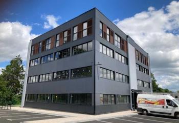 Location bureaux - Proche rocade sortie n° 24