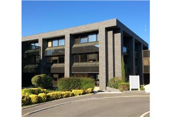 Location bureaux - Proche Sophia Antipolis et gare routière  à Valbonne - 06560