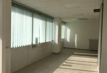 Location bureau Polygone - Proche centre-ville et stationnement  à Valence - 26000