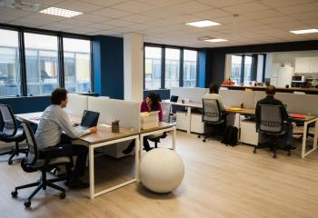 Location bureaux - Centre-ville, proche Transilien ligne N  à Vanves - 92170