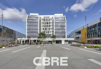 Location bureaux - Proche métro D, Tram T4 et A43  à Vénissieux - 69200